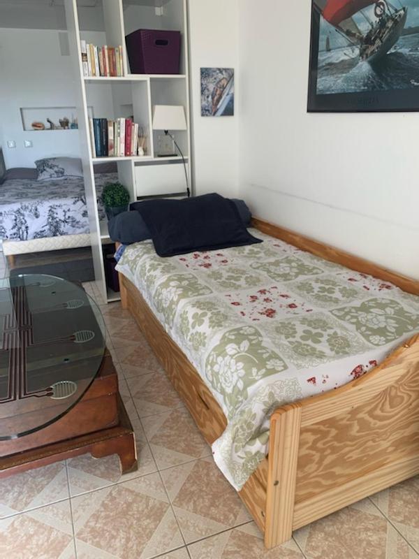 Charmant Studio Meuble Montignac-Charente 外观 照片
